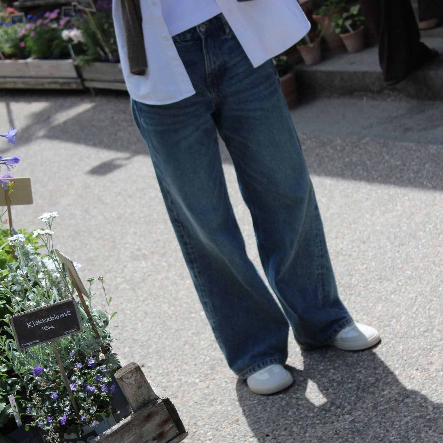 White Leather JOA barefoot