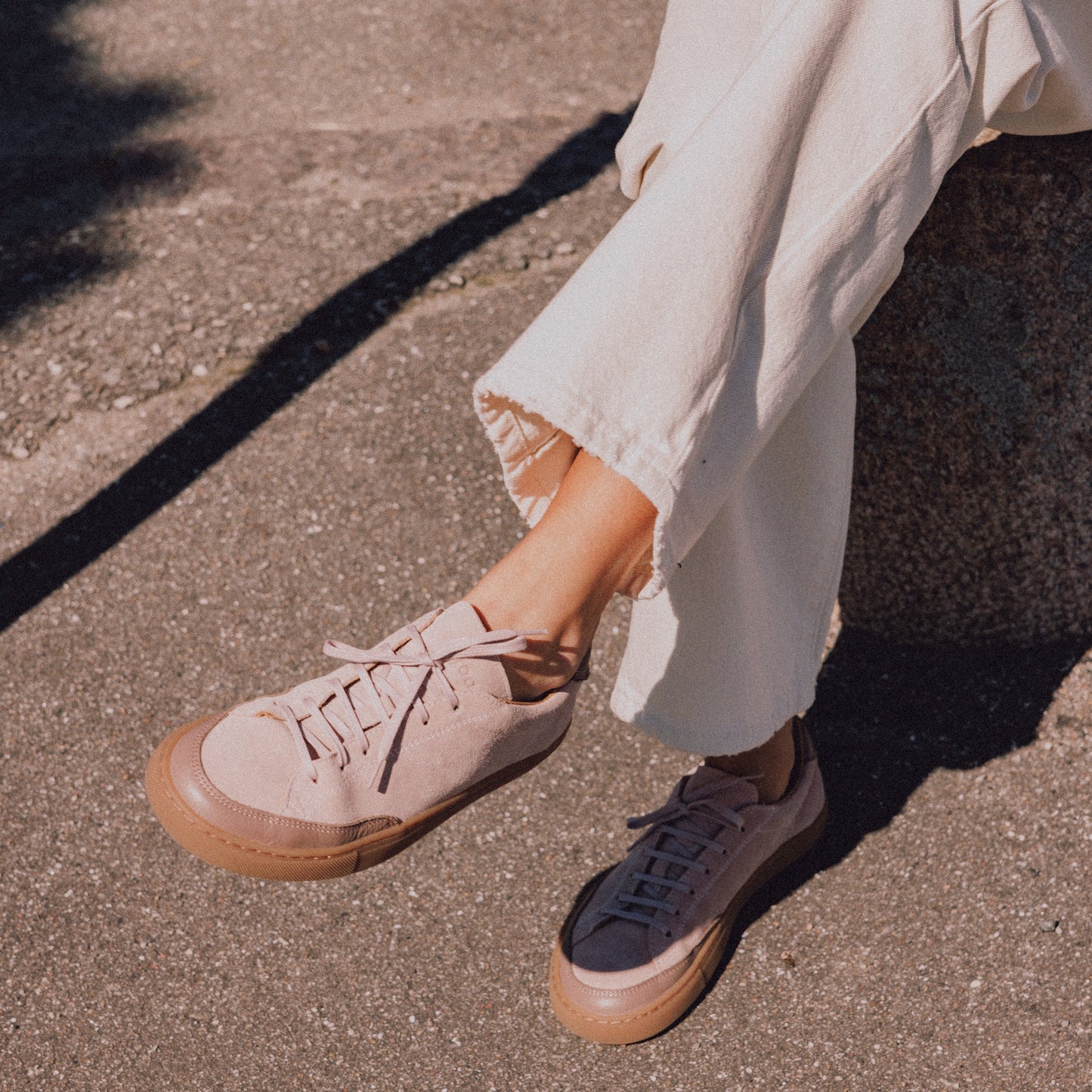 Dust Suede JOA barefoot